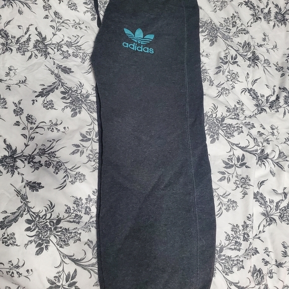 Grey Adidas Sweatpants - Picture 4 of 4